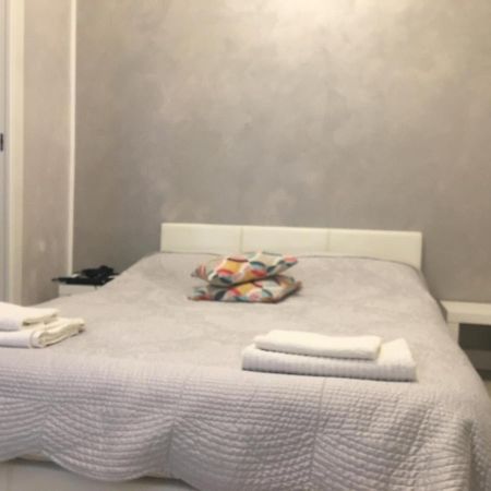 Apartamento Studio Monte Ceneri Milán Exterior foto